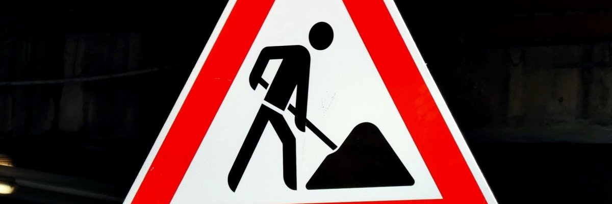 Bild: Verkehrszeichen für Baustelle